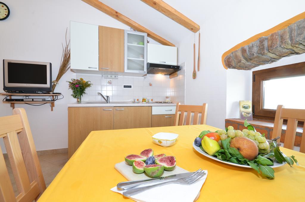 Bella Vista Apartments Motovun Cameră foto